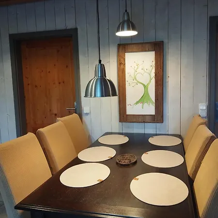 Auf Dem Land In Huenfeld-molzbach Daire