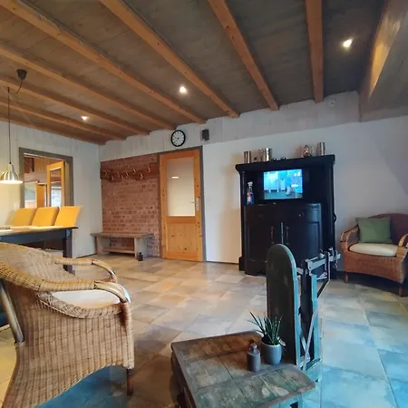 Auf Dem Land In Huenfeld-molzbach